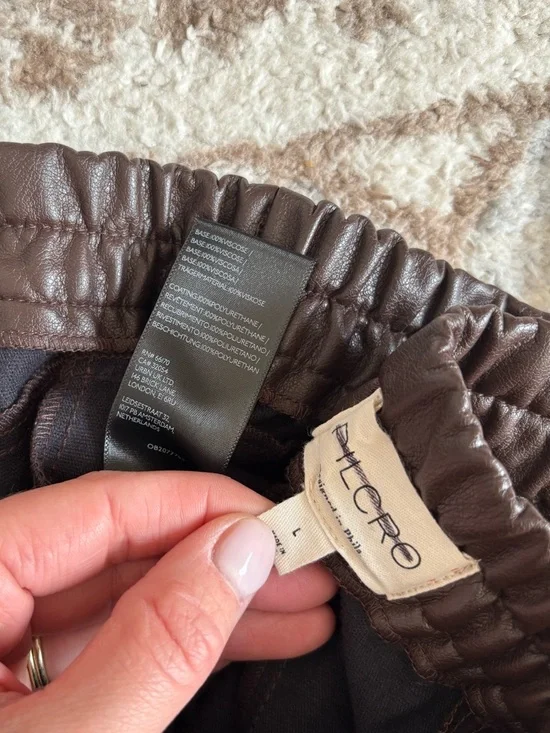 Pilcro The Izzie Relaxed Pull-On Barrel Pant Trousers Faux Leather Anthropologie - Picture 7 of 7